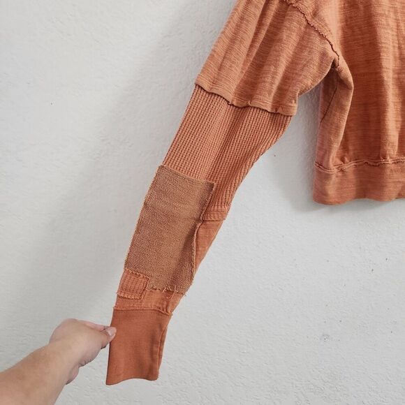 We The Free People 5 Star Tee Small Sweet Cinnamon Slouchy Patched Boho‎ Top - Picture 6 of 11